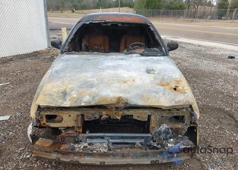 2010 Mercury Grand Marquis Ls (Fleet Only) z USA, uszkodzony, nr VIN 2MEBM7FV7AX629149